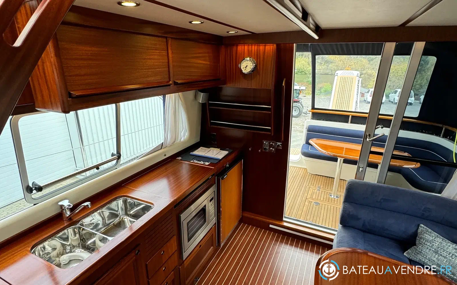 slider 34 Storebro 410 Commander