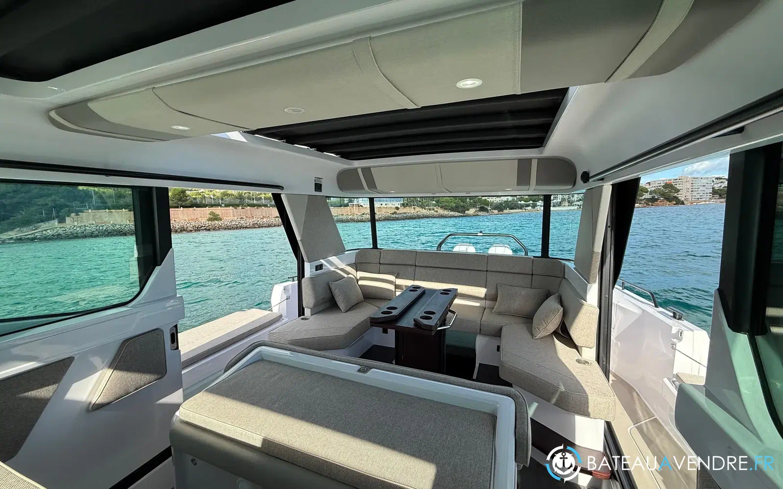 slider 10 Axopar 45 Cross Cabin - Aft Cabin