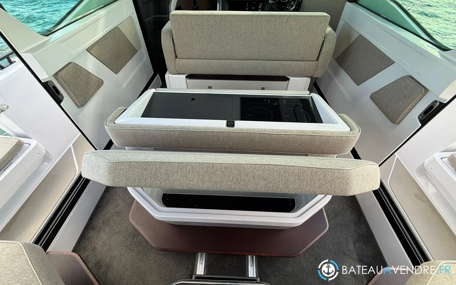 slider 15 Axopar 45 Cross Cabin - Aft Cabin