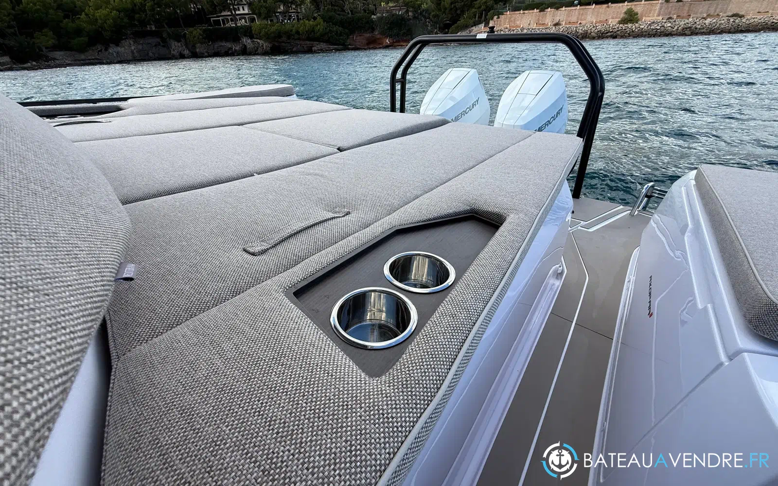slider 25 Axopar 45 Cross Cabin - Aft Cabin