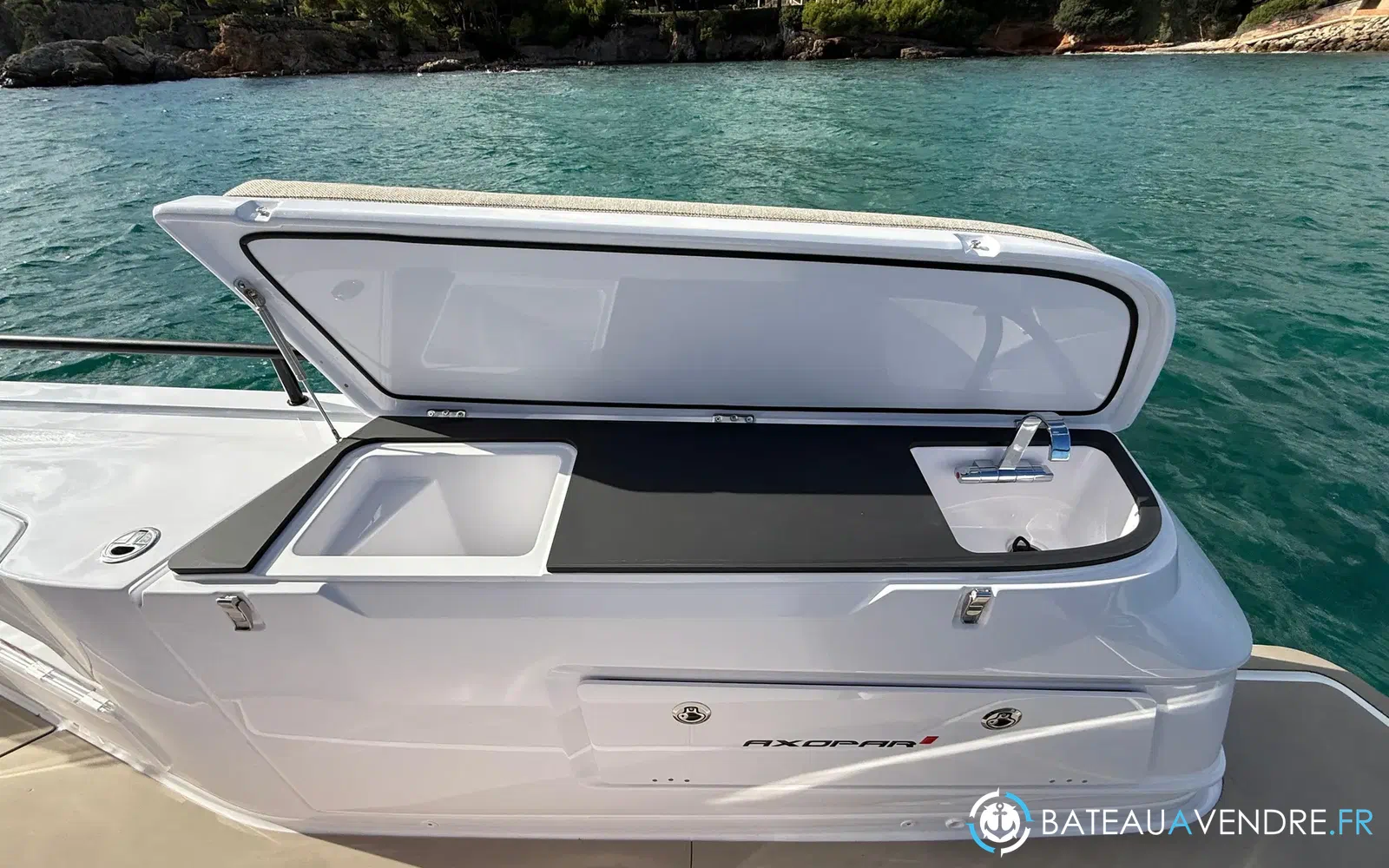 slider 26 Axopar 45 Cross Cabin - Aft Cabin