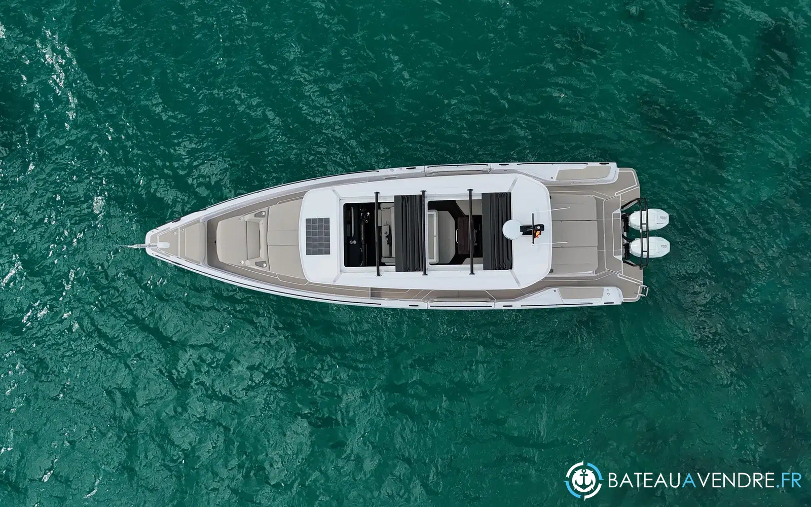 slider 2 Axopar 45 Cross Cabin - Aft Cabin