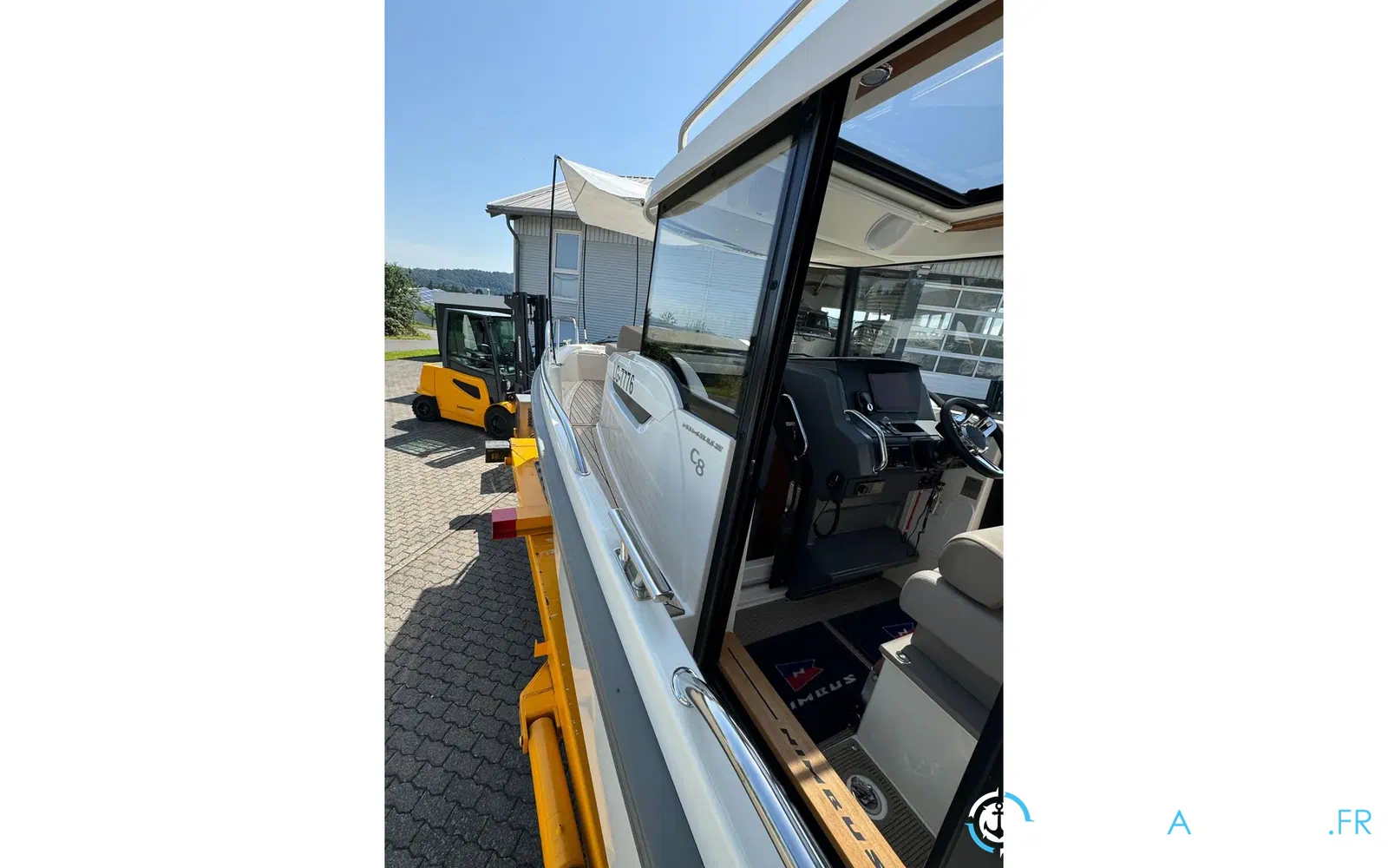 slider 44 Nimbus C8