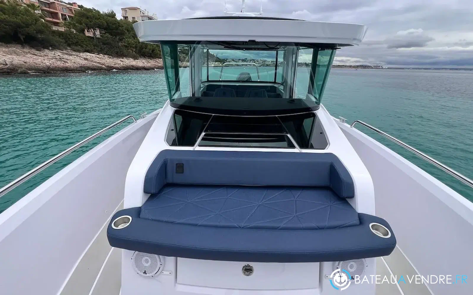 slider 13 Axopar 29 XC CROSS CABIN