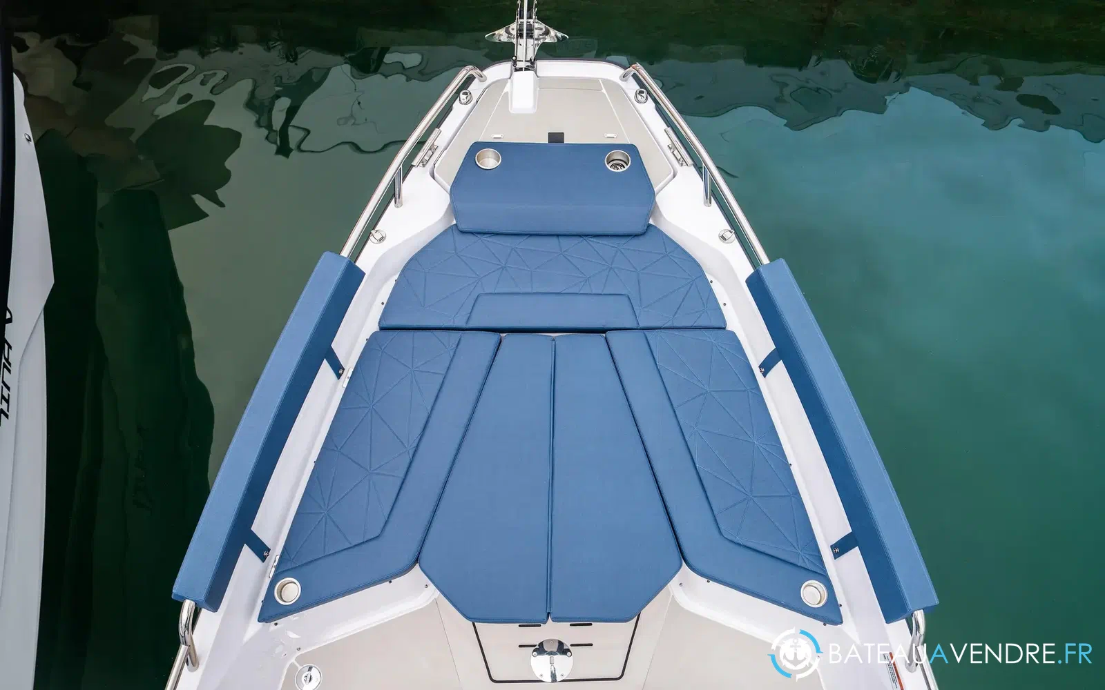 slider 33 Axopar 29 XC CROSS CABIN