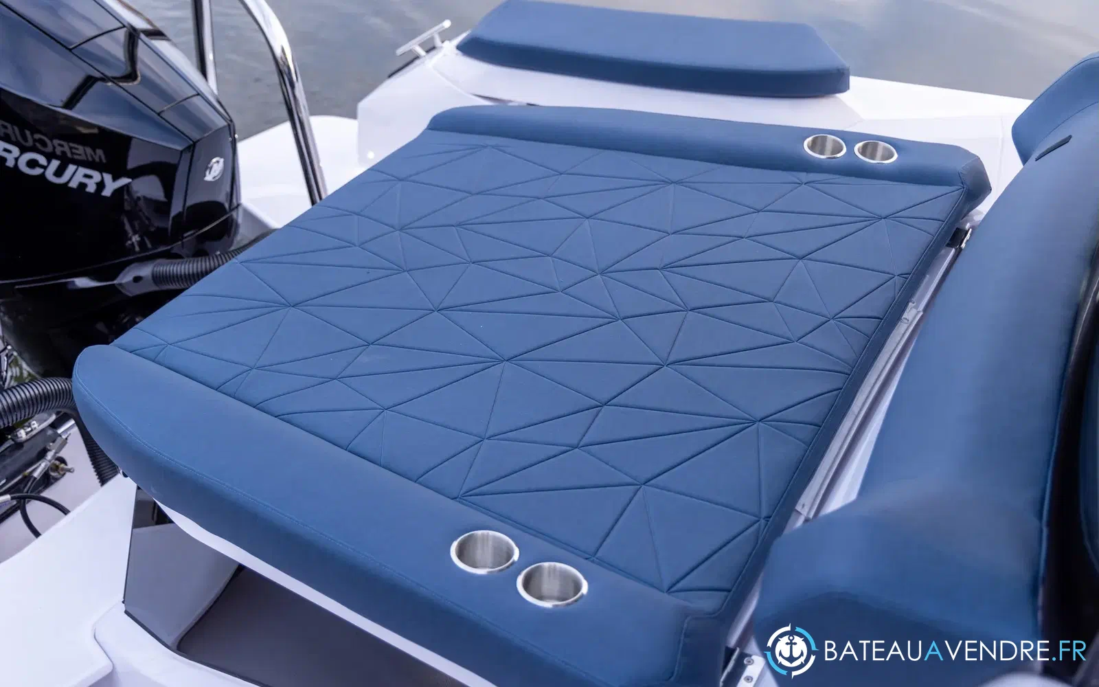 slider 36 Axopar 29 XC CROSS CABIN