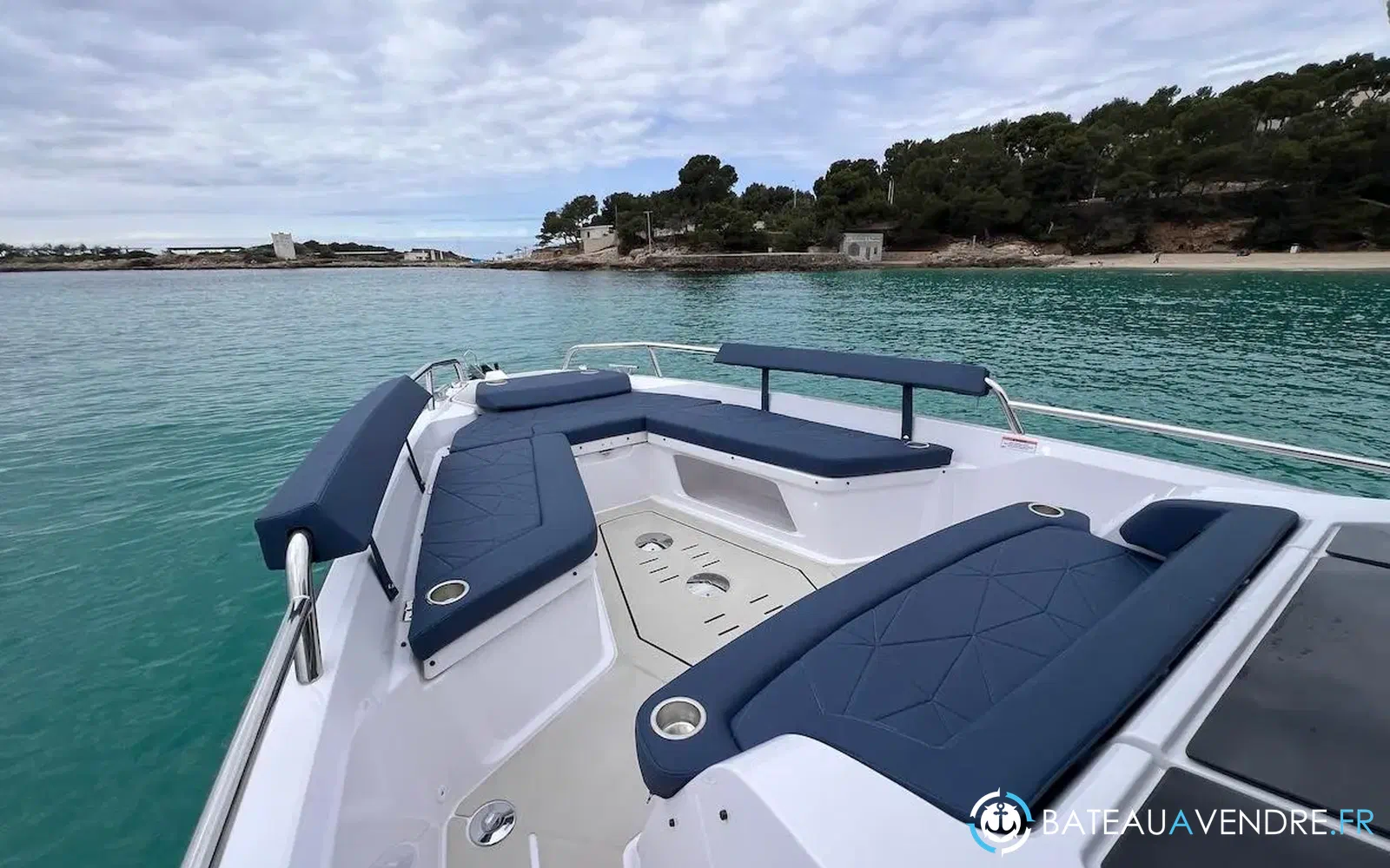 slider 6 Axopar 29 XC CROSS CABIN