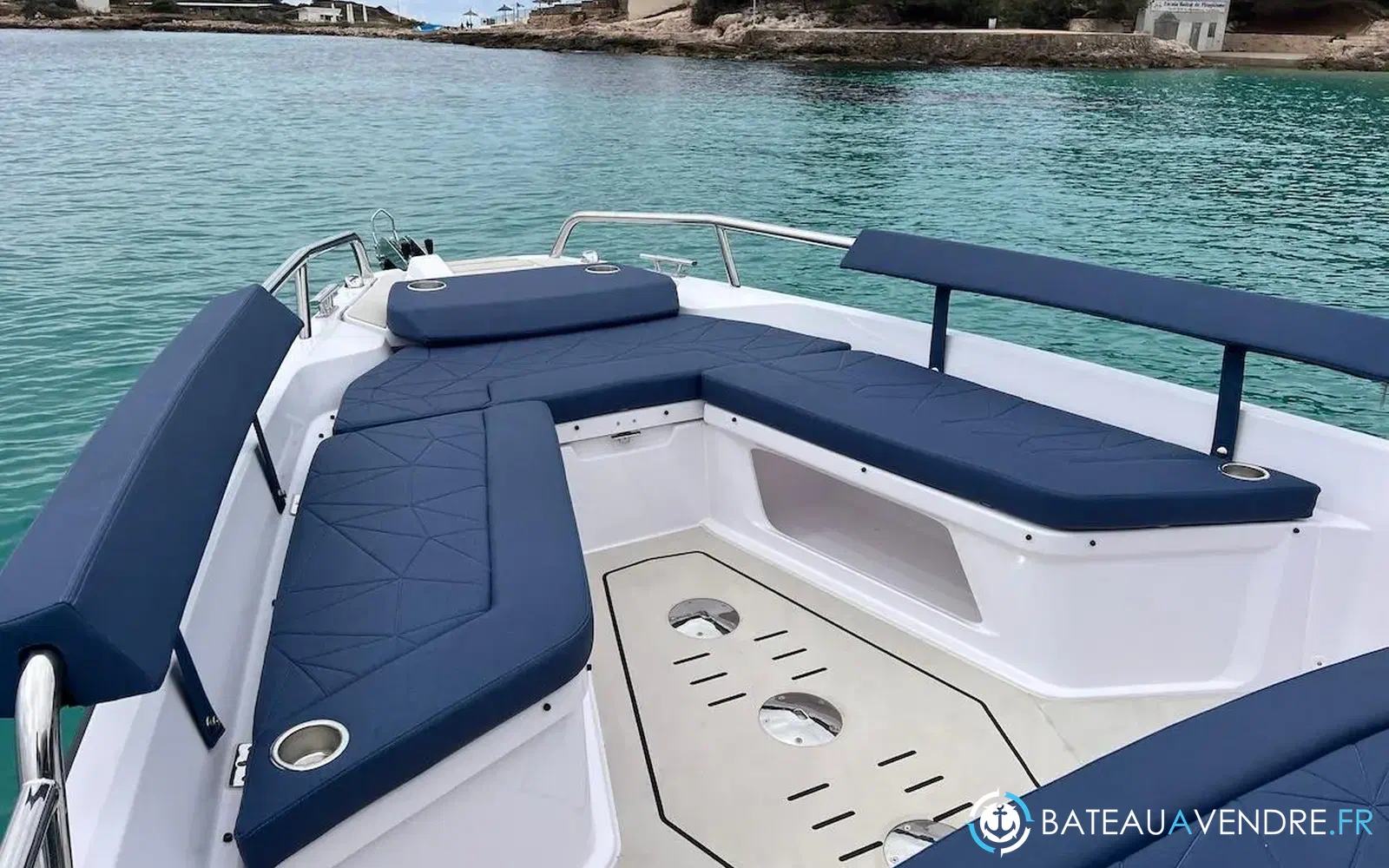 slider 7 Axopar 29 XC CROSS CABIN