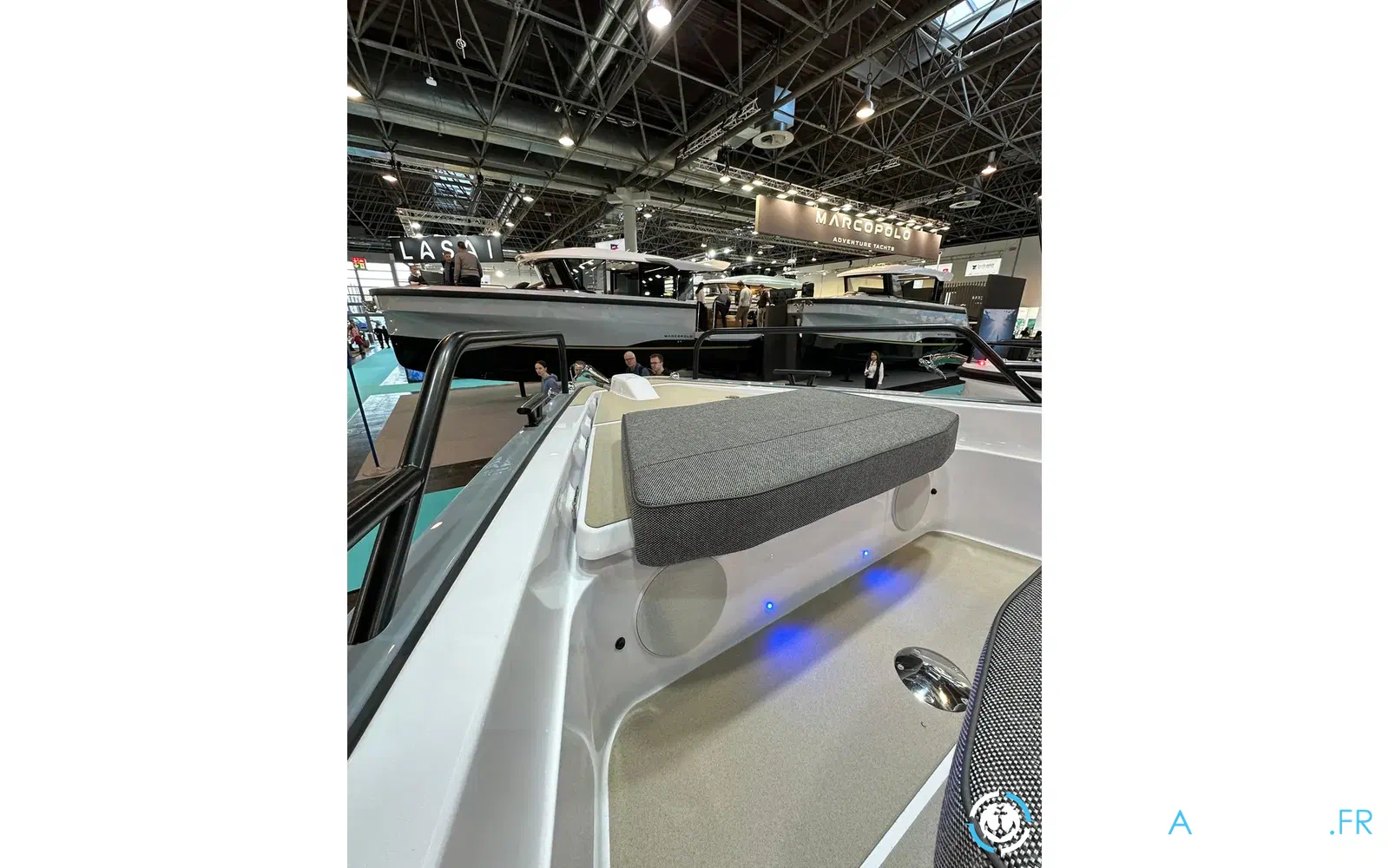slider 11 Axopar 45 XC