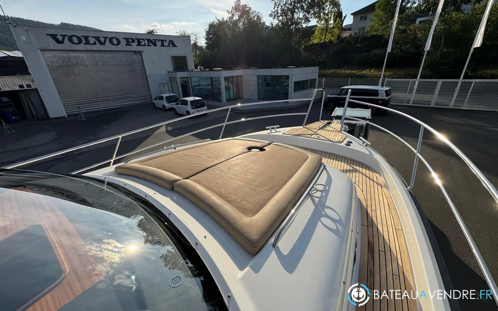 slider 30 Nimbus 365 Coupe