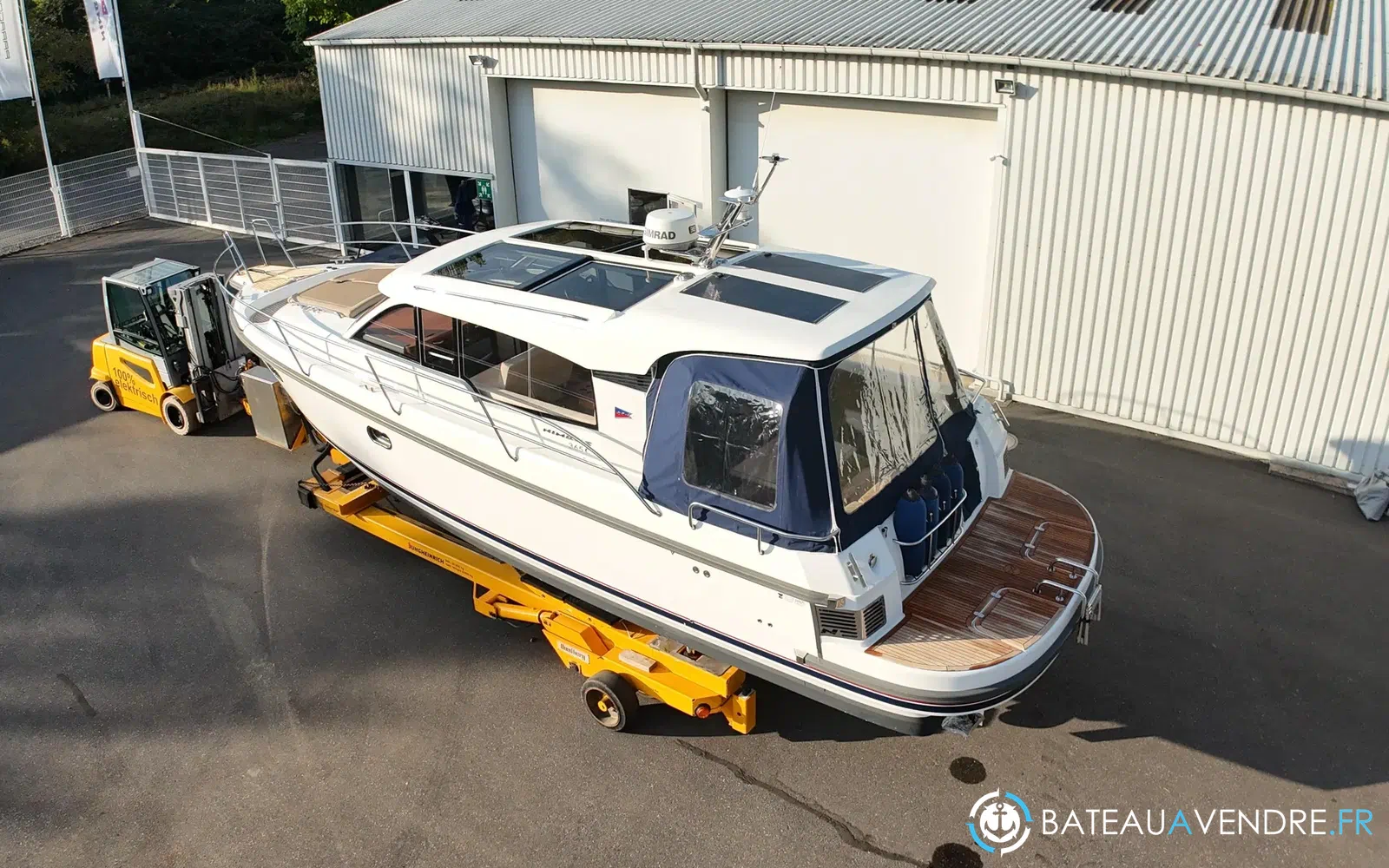 slider 46 Nimbus 365 Coupe