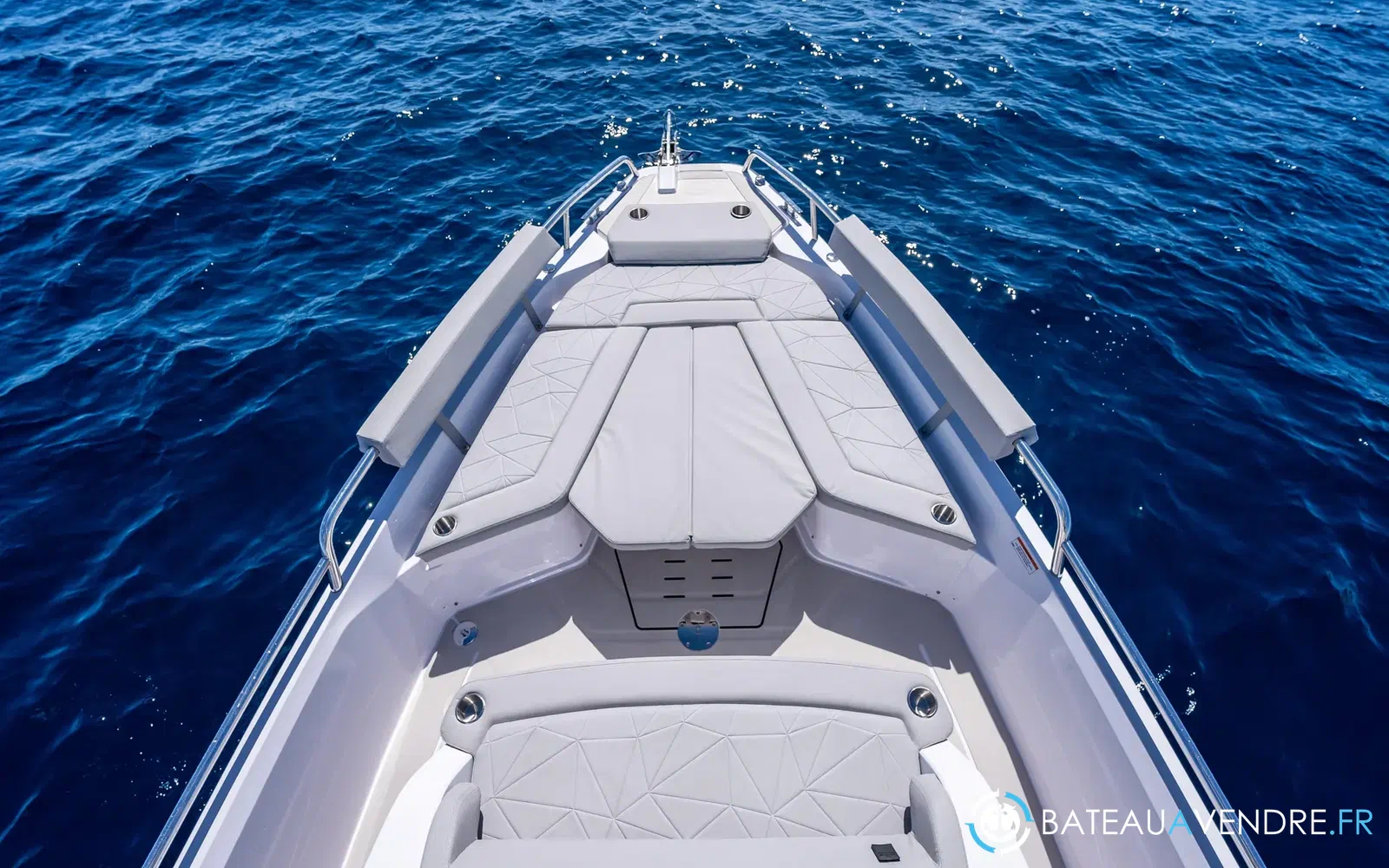 slider 13 Axopar 29 Sun Top