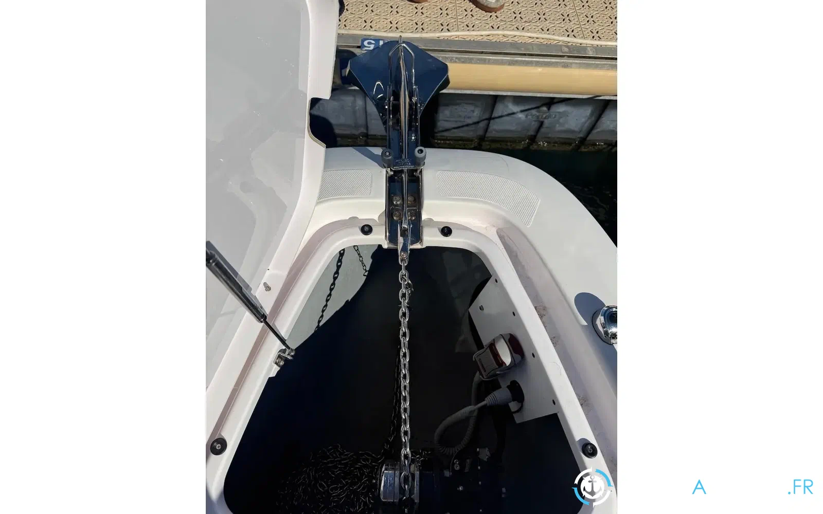 slider 17 Axopar 22 T Top