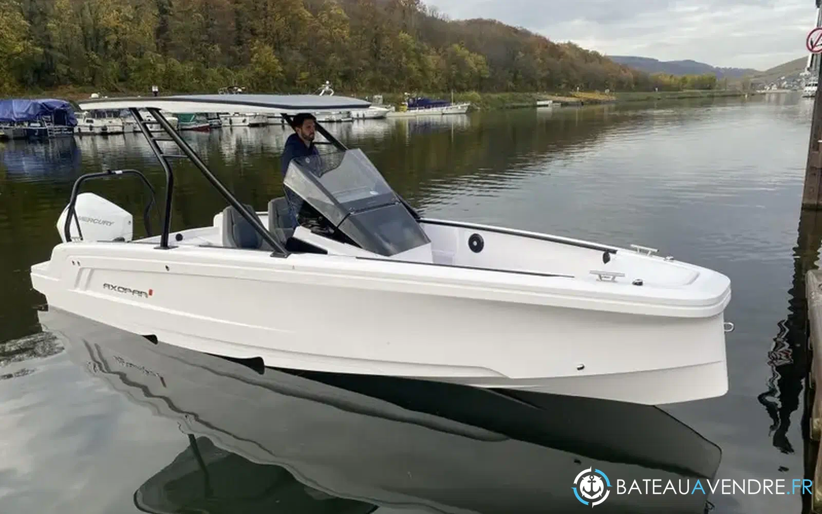 slider 26 Axopar 22 T Top