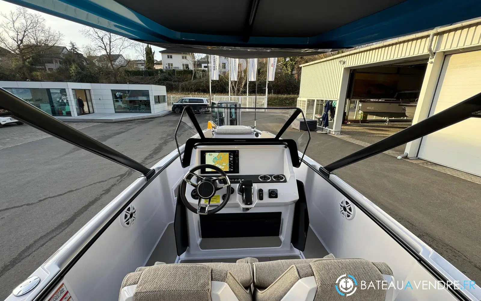 slider 1 Axopar 22 T Top