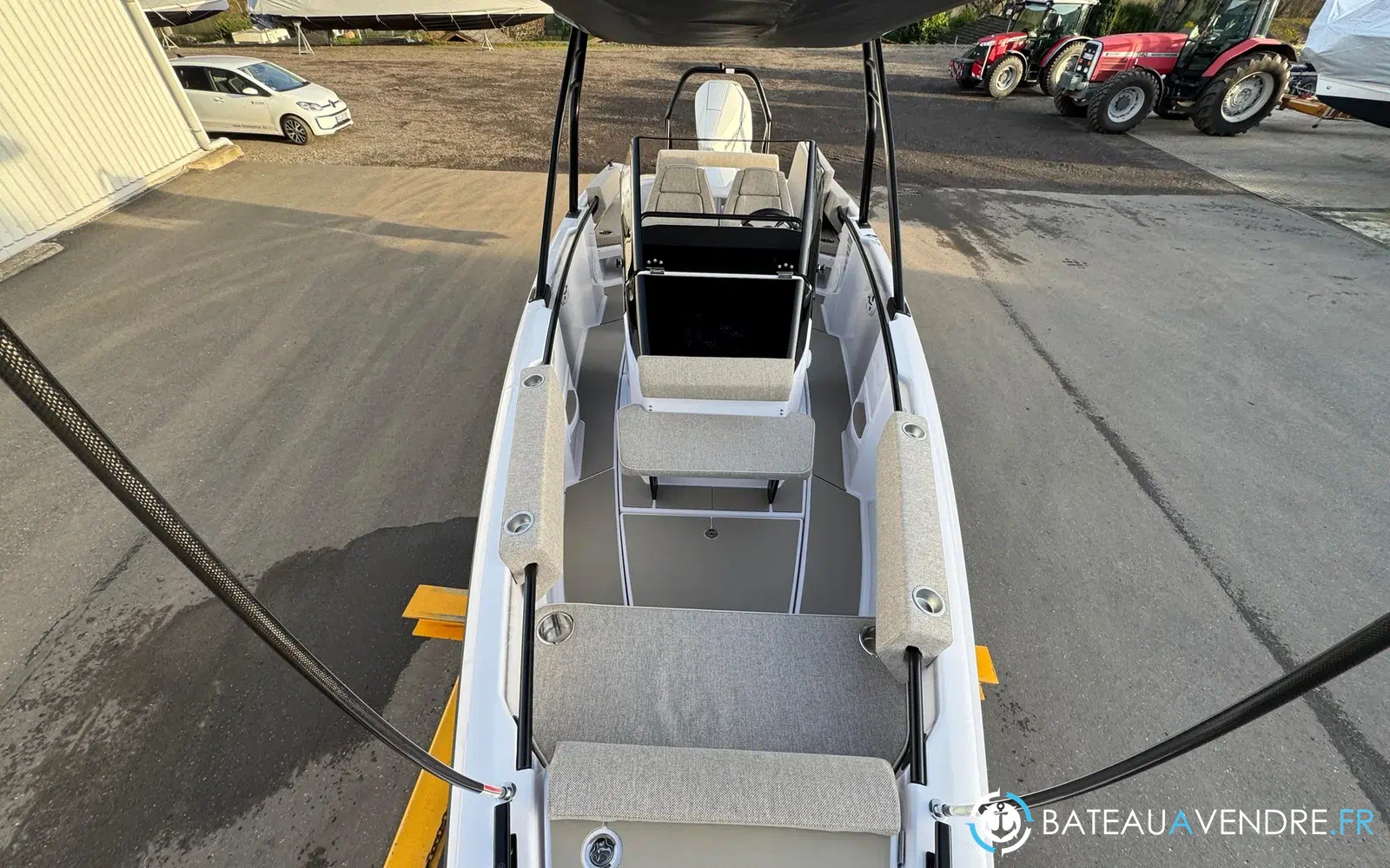 slider 6 Axopar 22 T Top