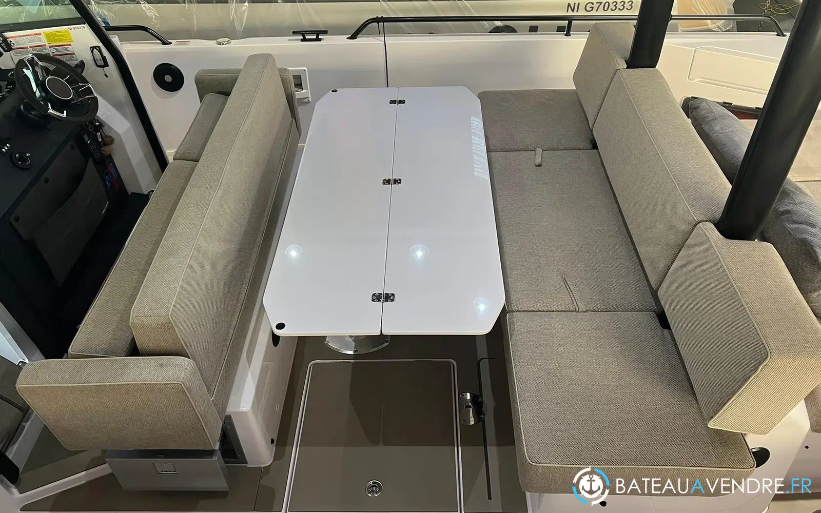 slider 21 Axopar 37 ST
