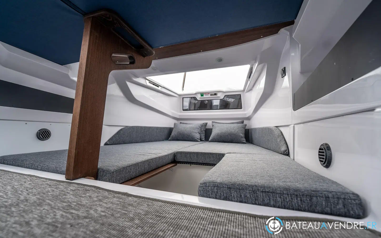 slider 15 Axopar 29 XC CROSS CABIN