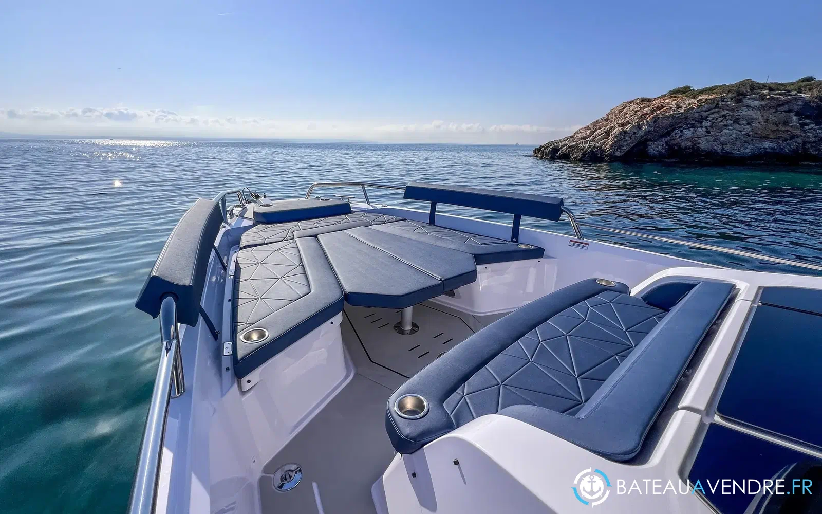 slider 8 Axopar 29 XC CROSS CABIN