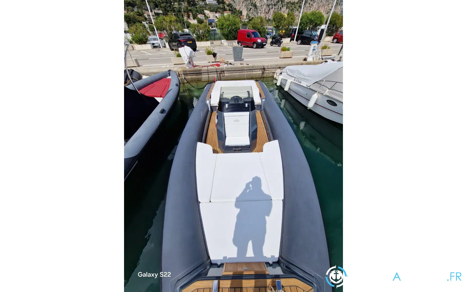 slider 11 Renier R9 Tourer