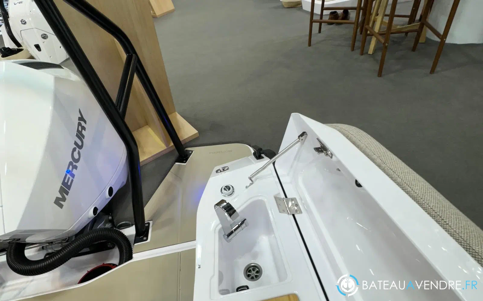 slider 10 Axopar 29 XC CROSS CABIN