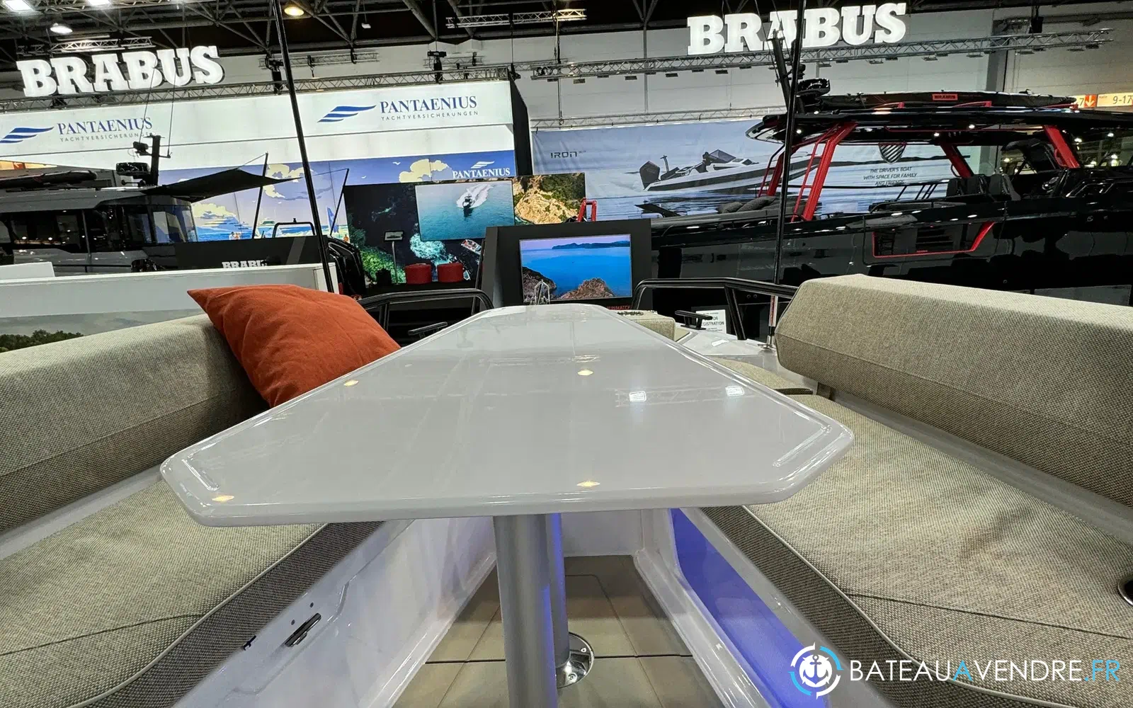 slider 15 Axopar 29 XC CROSS CABIN