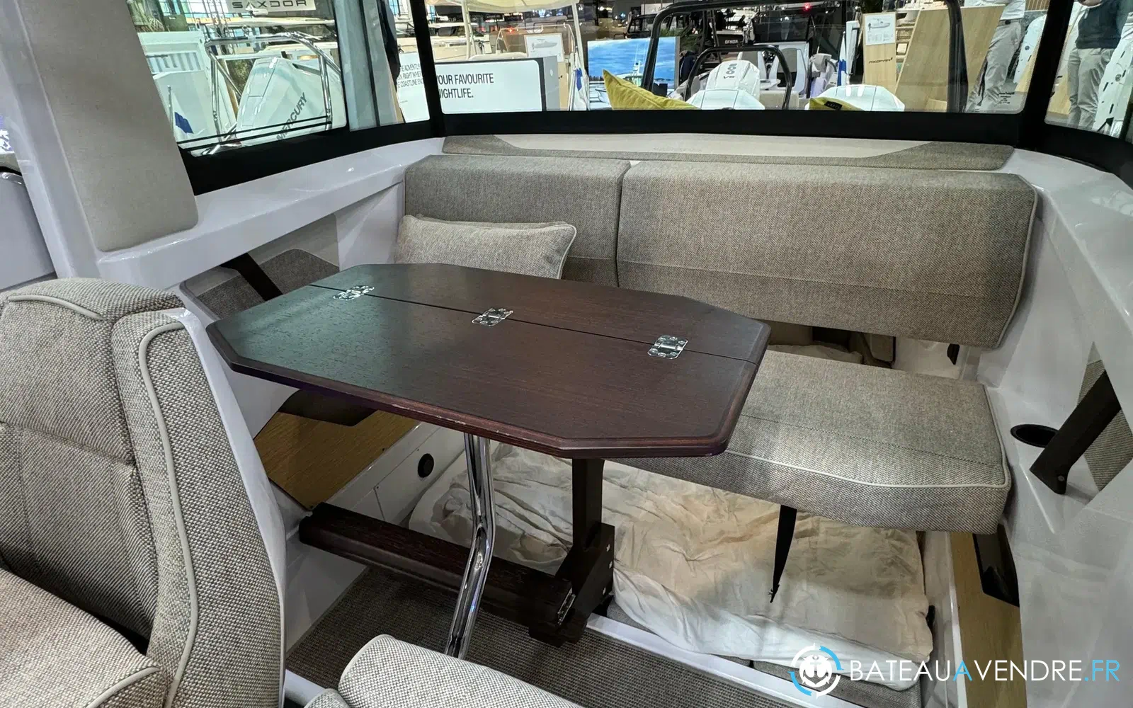 slider 28 Axopar 29 XC CROSS CABIN