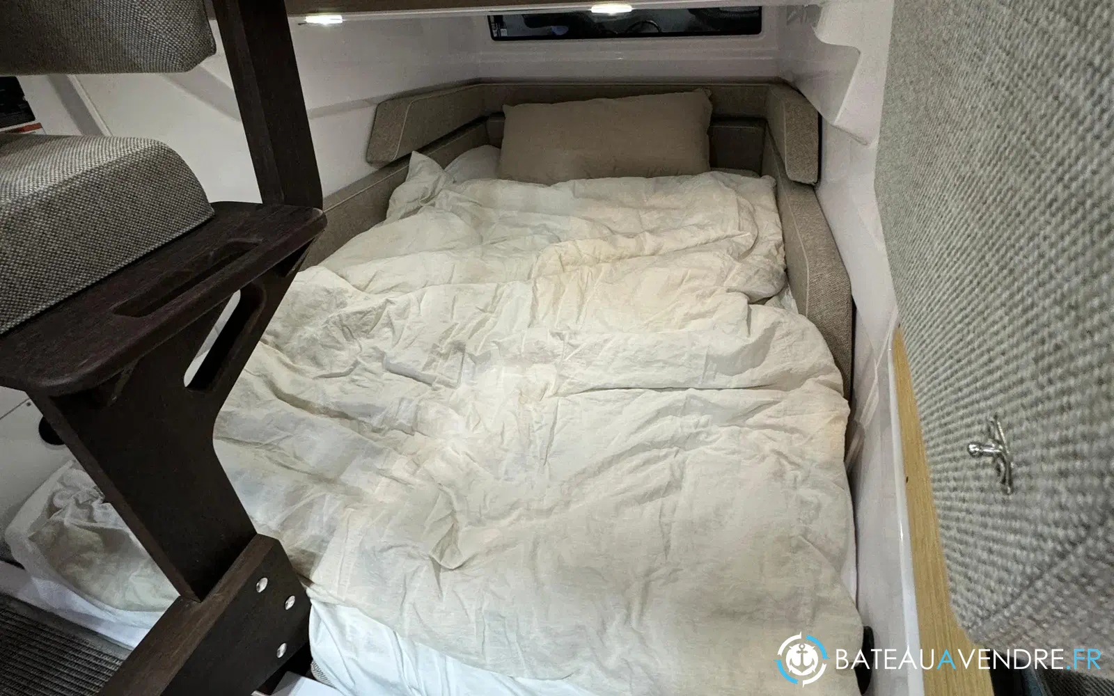 slider 31 Axopar 29 XC CROSS CABIN