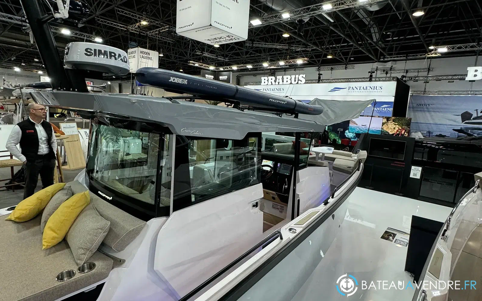 slider 3 Axopar 29 XC CROSS CABIN