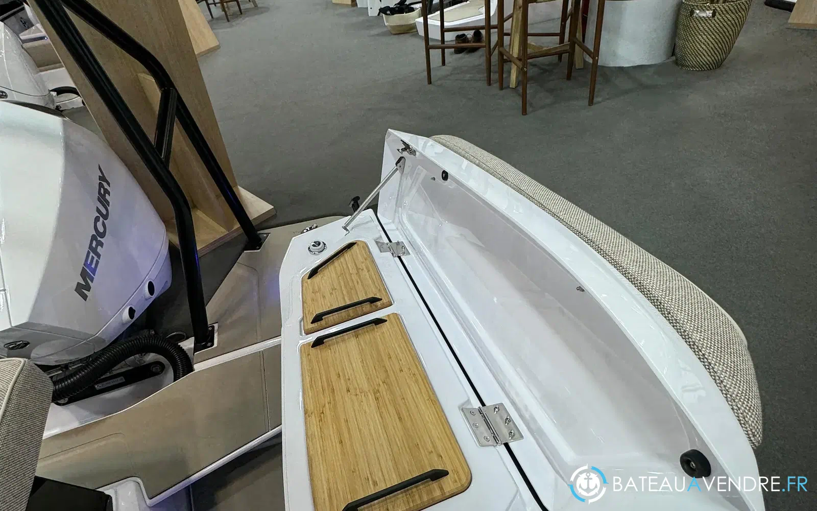 slider 8 Axopar 29 XC CROSS CABIN