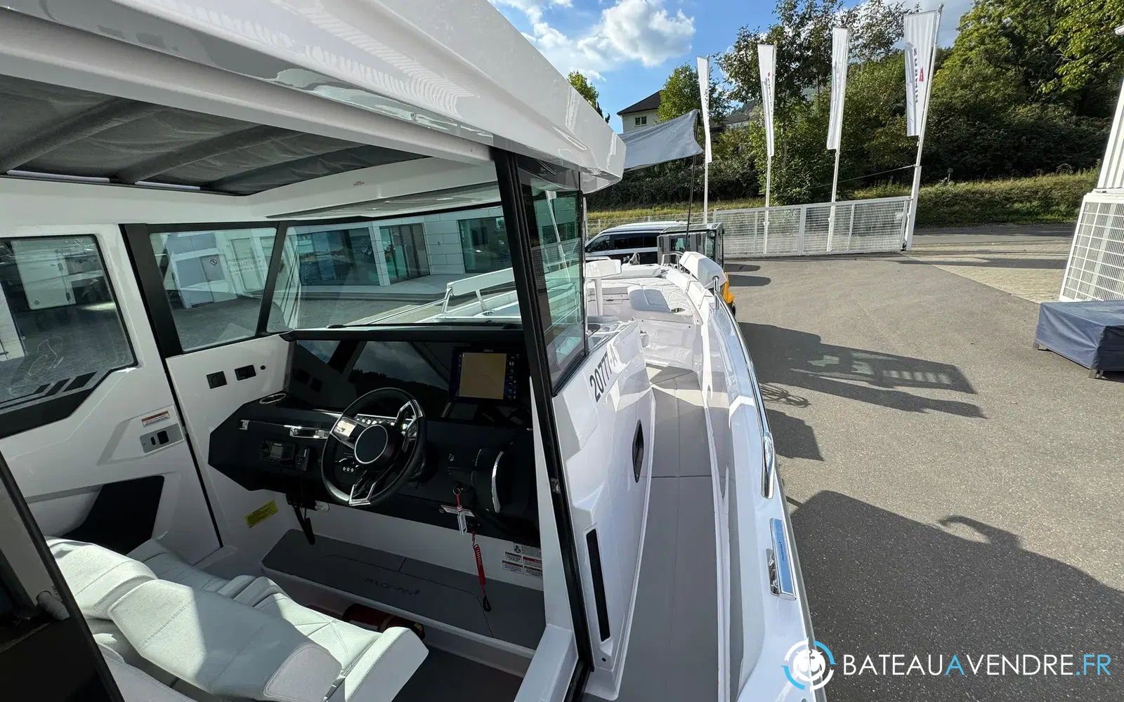 slider 4 Axopar 29 XC CROSS CABIN