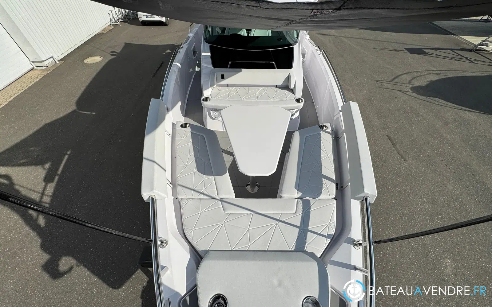 slider 6 Axopar 29 XC CROSS CABIN