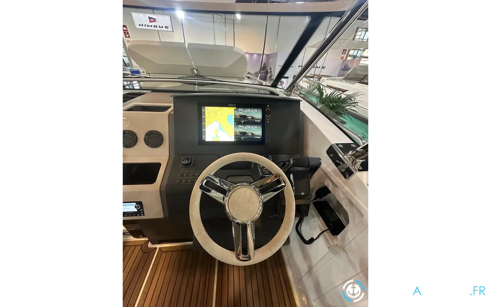 slider 5 Nimbus W12