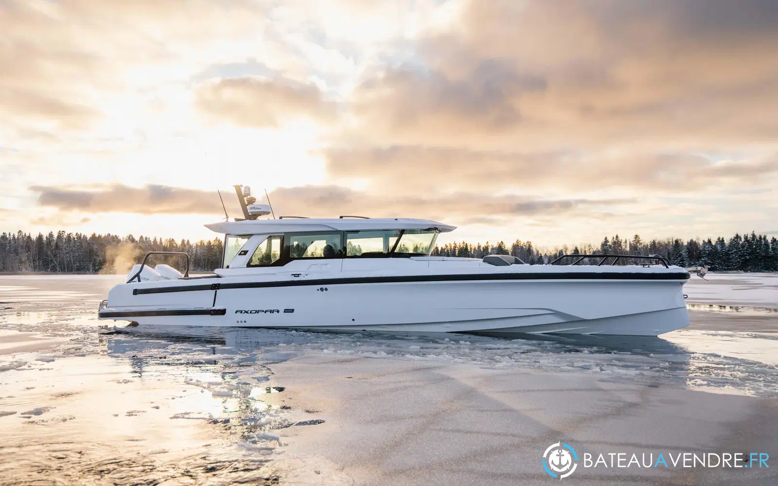 slider 0 Axopar 38 XC Cross Cabin