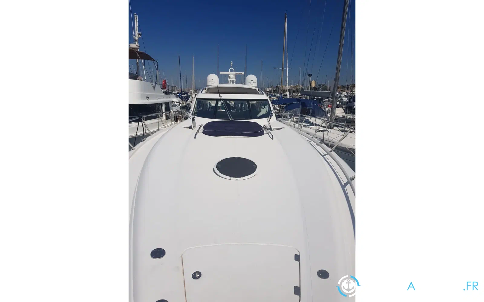 slider 4 Sunseeker Predator 61