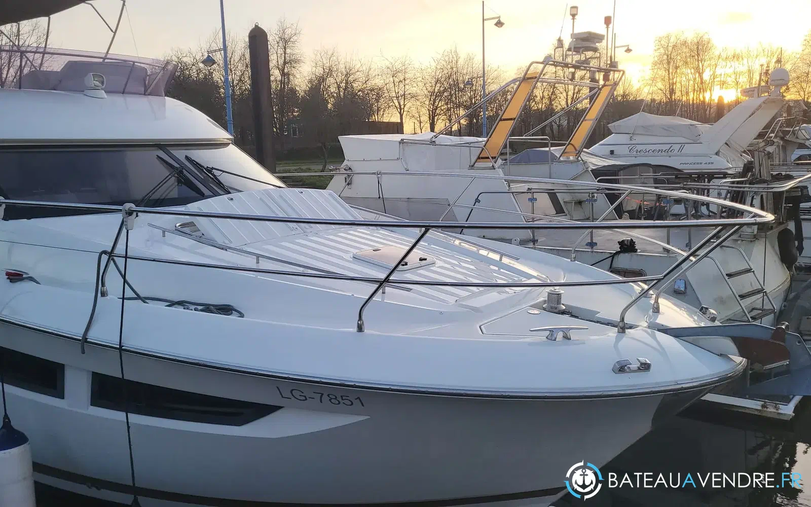 slider 1 Jeanneau Prestige 500 Fly