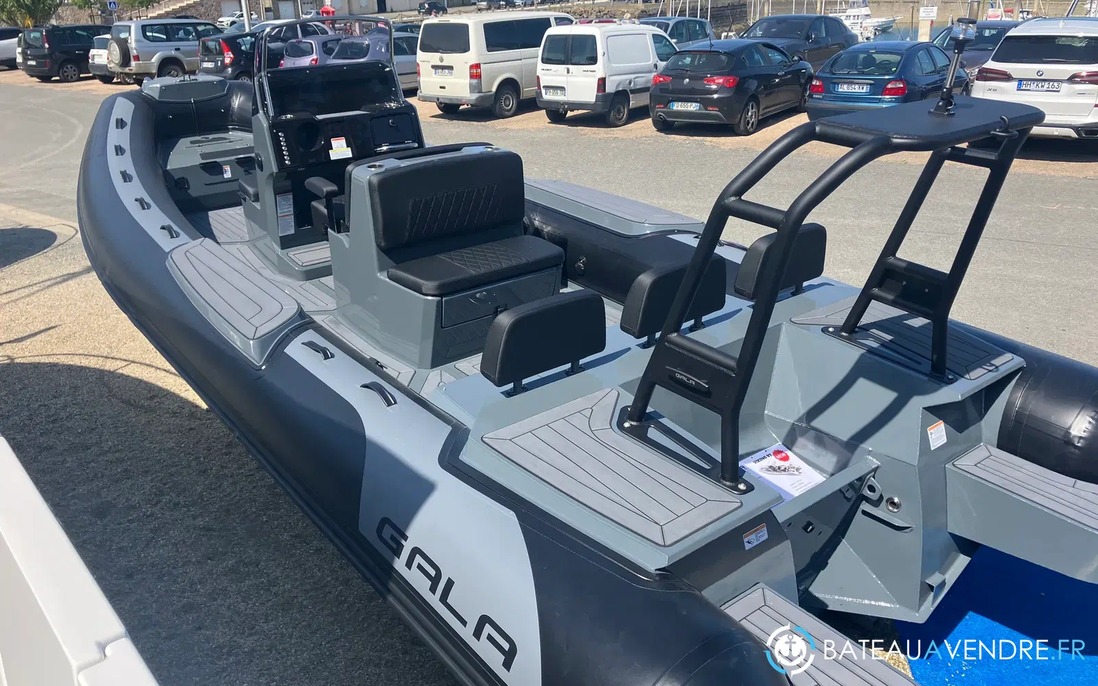 slider 2 Gala Boats V7