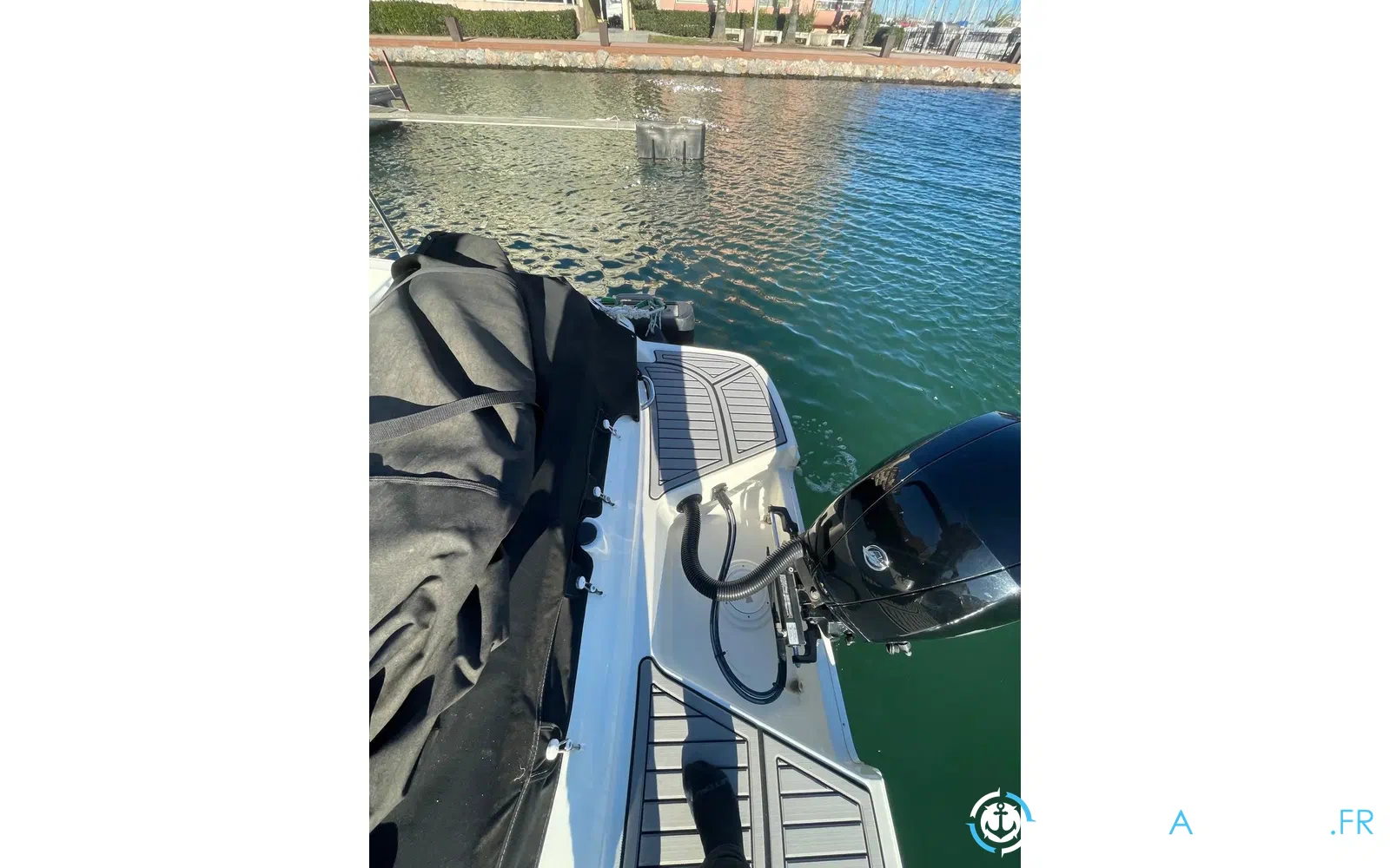 slider 6 Bayliner VR5 Cuddy OB