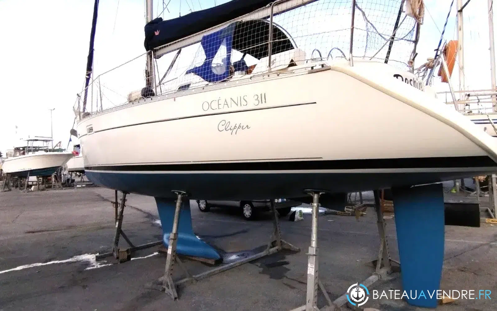 slider 4 Beneteau Oceanis 311 Clipper