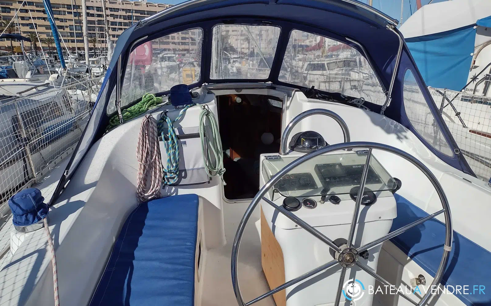 slider 10 Beneteau Oceanis 311 Clipper