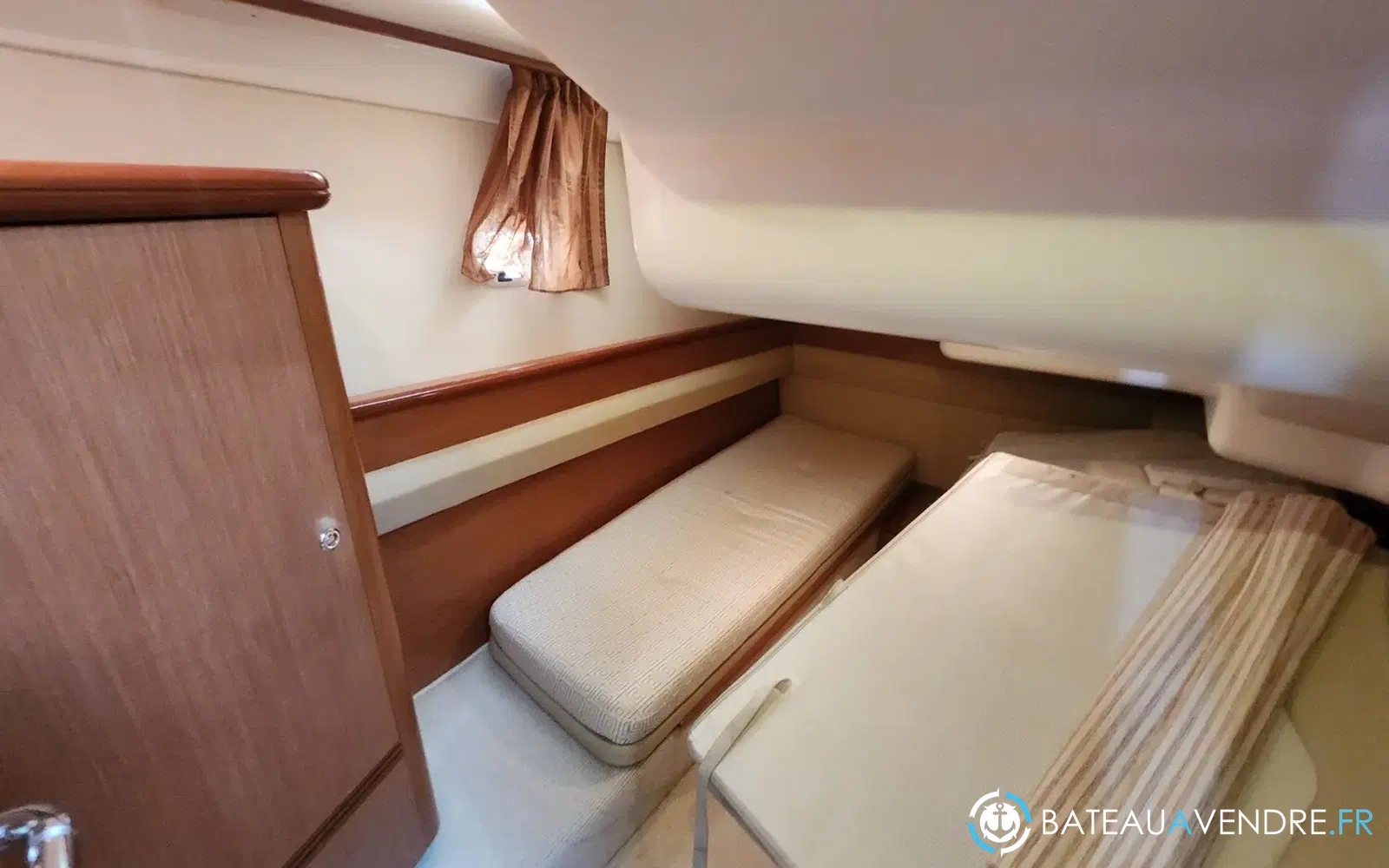 slider 17 Jeanneau Prestige 42 Fly