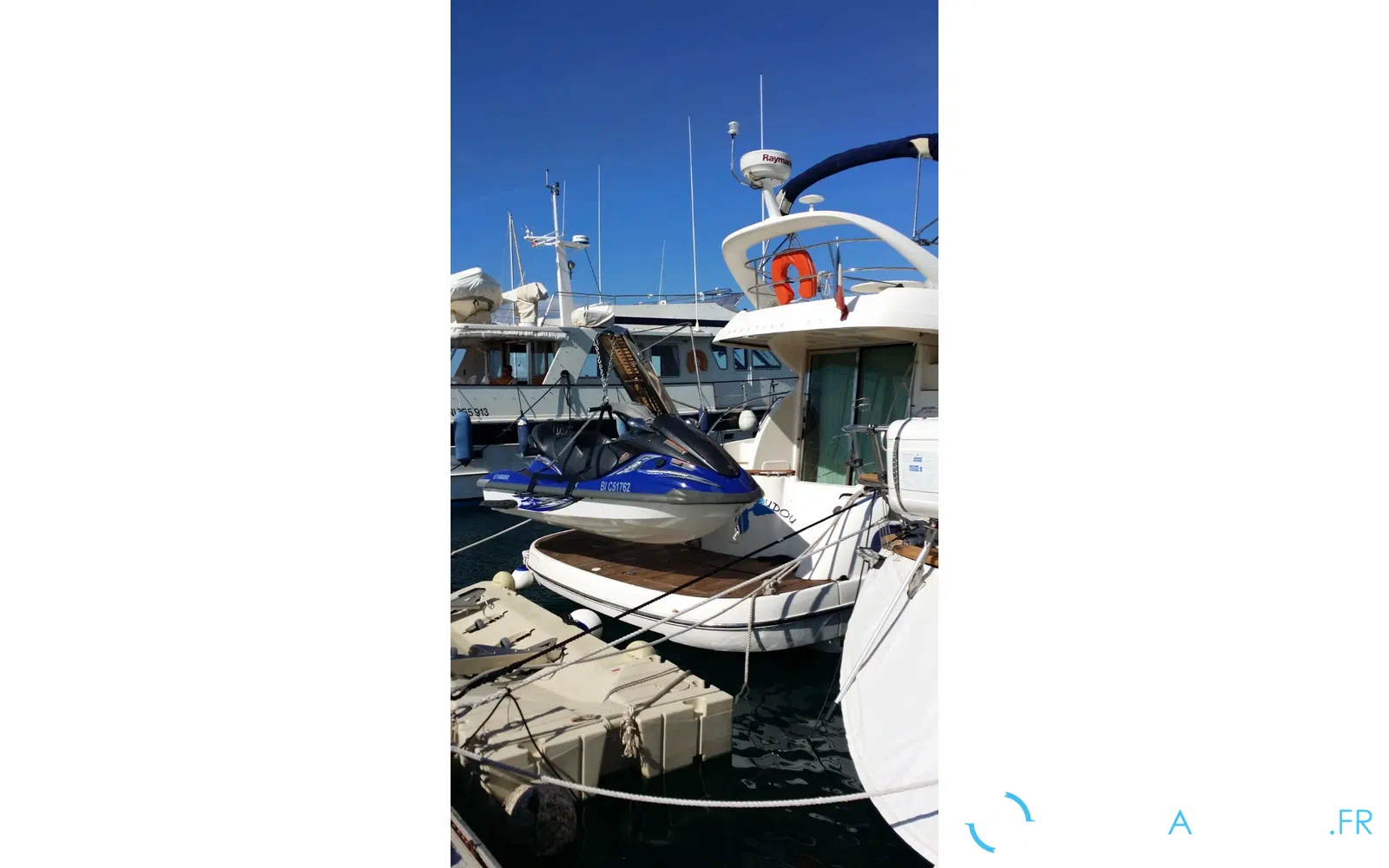slider 4 Jeanneau Prestige 42 Fly