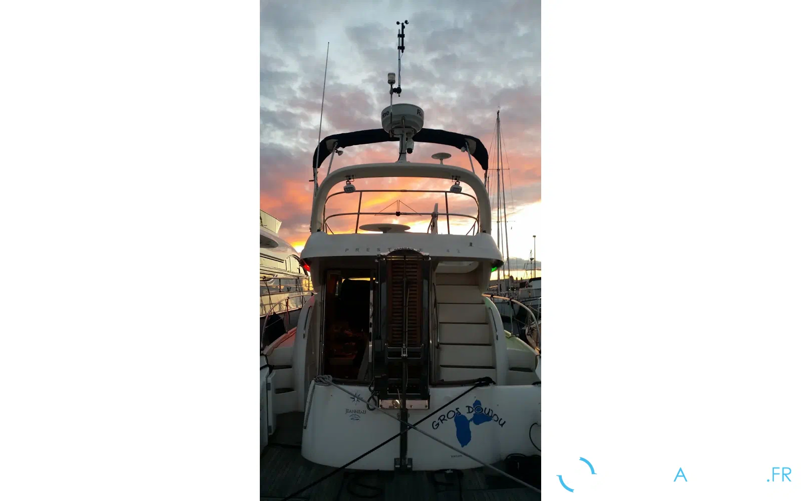 slider 6 Jeanneau Prestige 42 Fly
