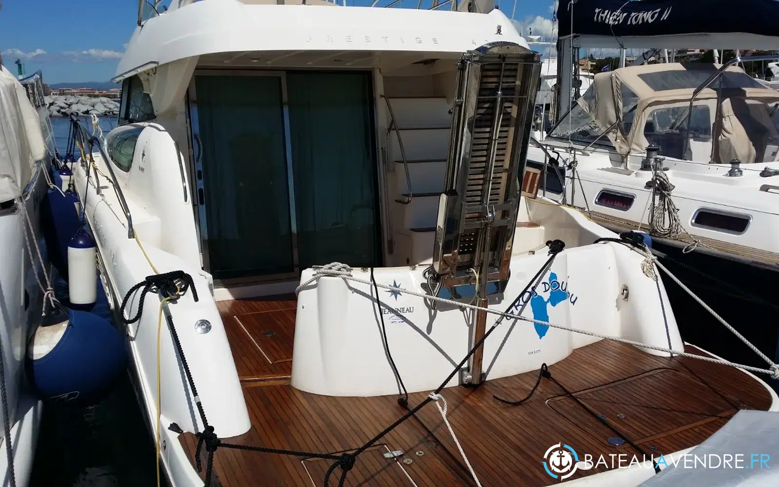 slider 7 Jeanneau Prestige 42 Fly