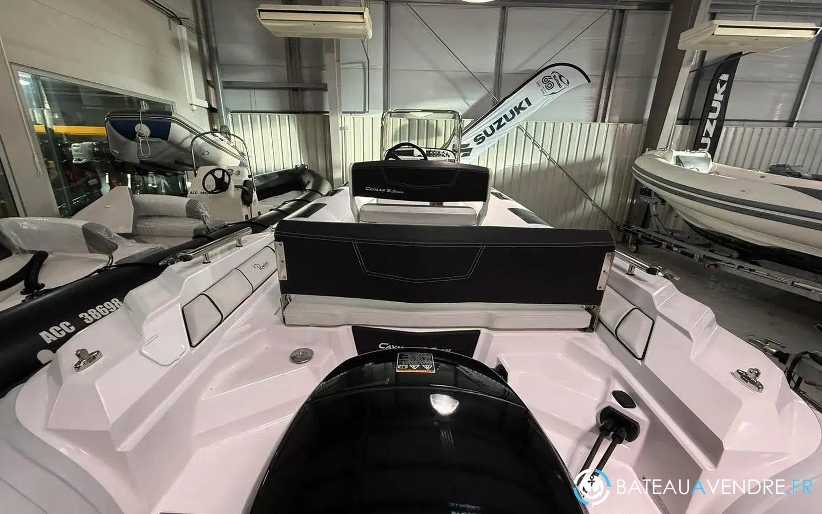 slider 7 Ranieri Cayman 19 S