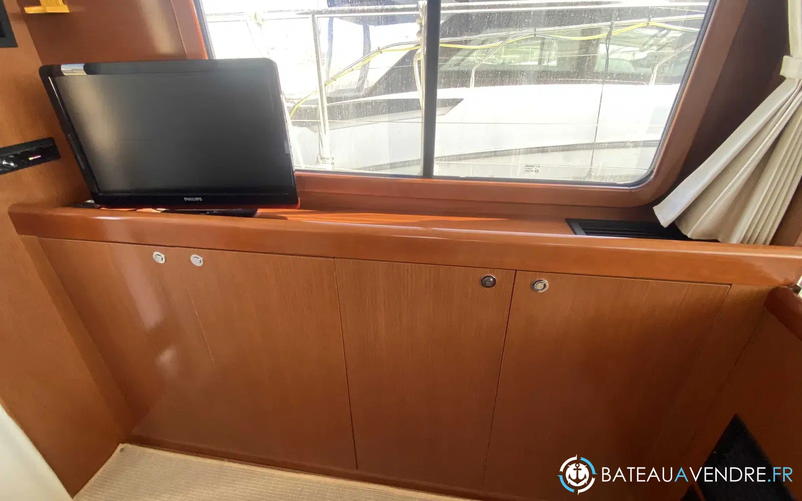 slider 4 Beneteau Swift Trawler 34 Fly