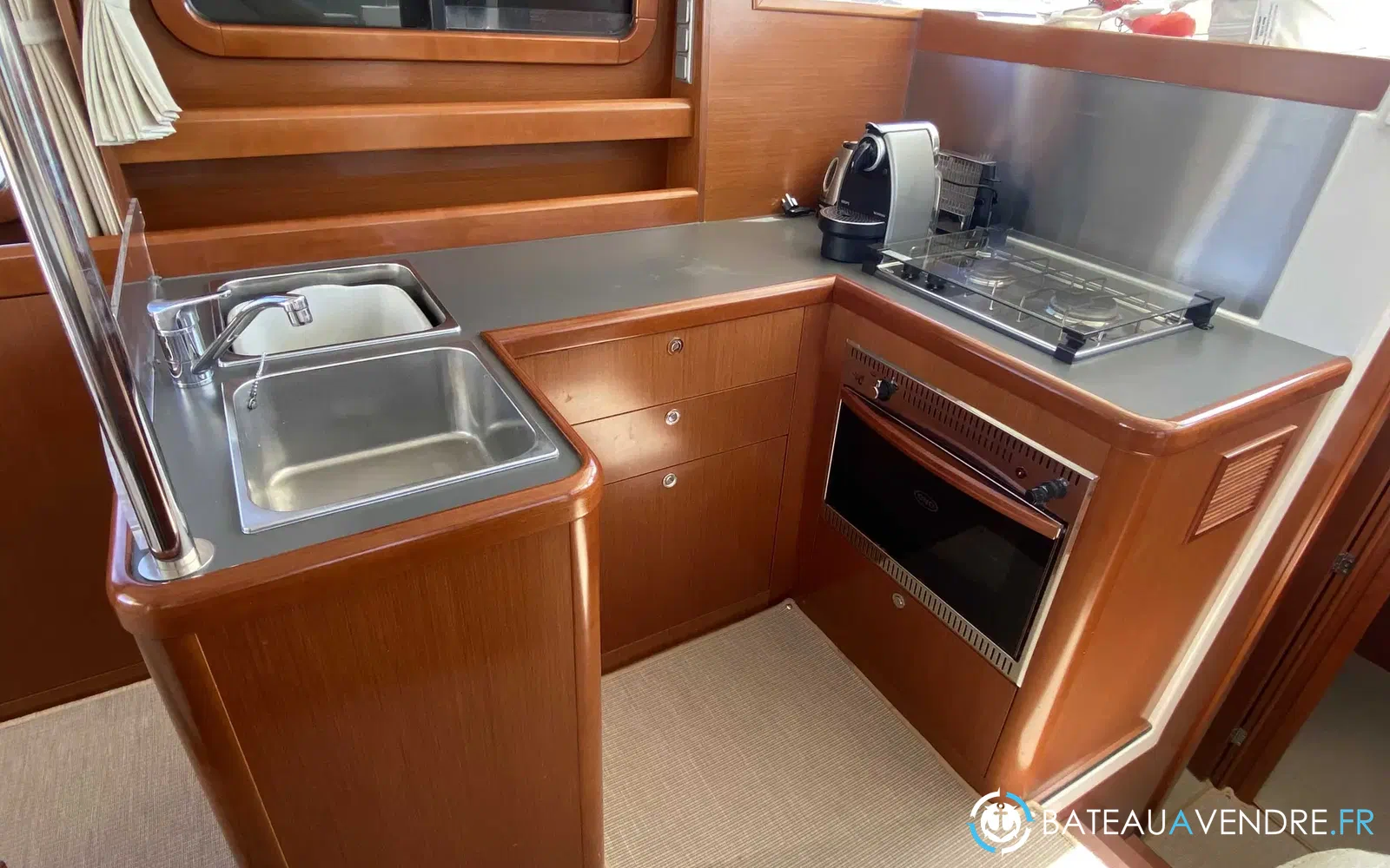 slider 5 Beneteau Swift Trawler 34 Fly