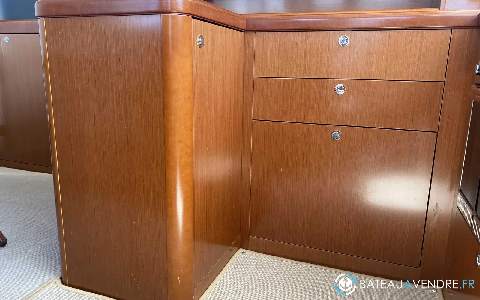 slider 8 Beneteau Swift Trawler 34 Fly