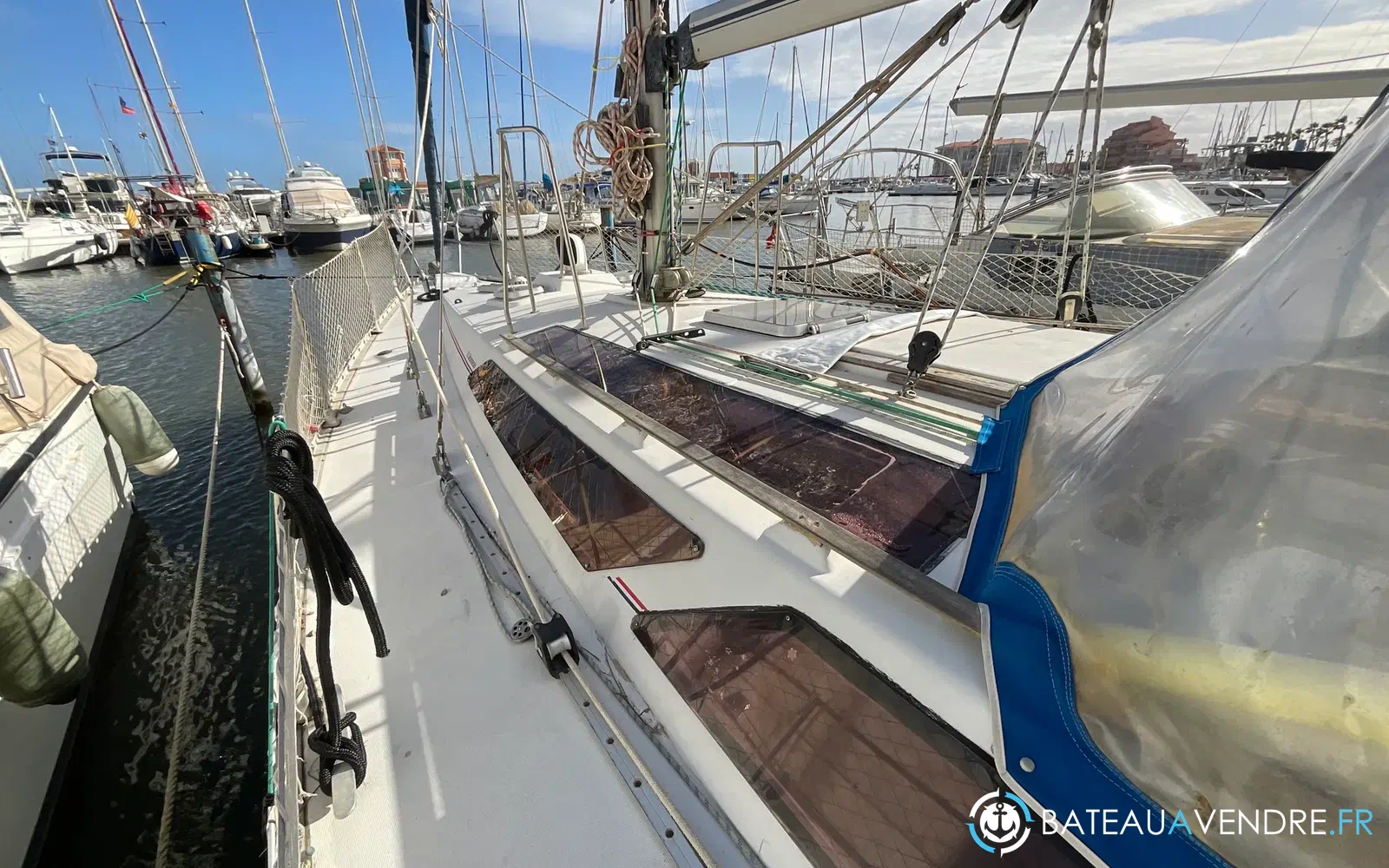 slider 4 Jeanneau Voyage 12.50