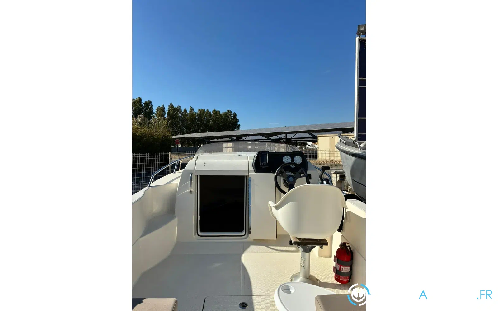 slider 5 Quicksilver Activ 455 Cabin